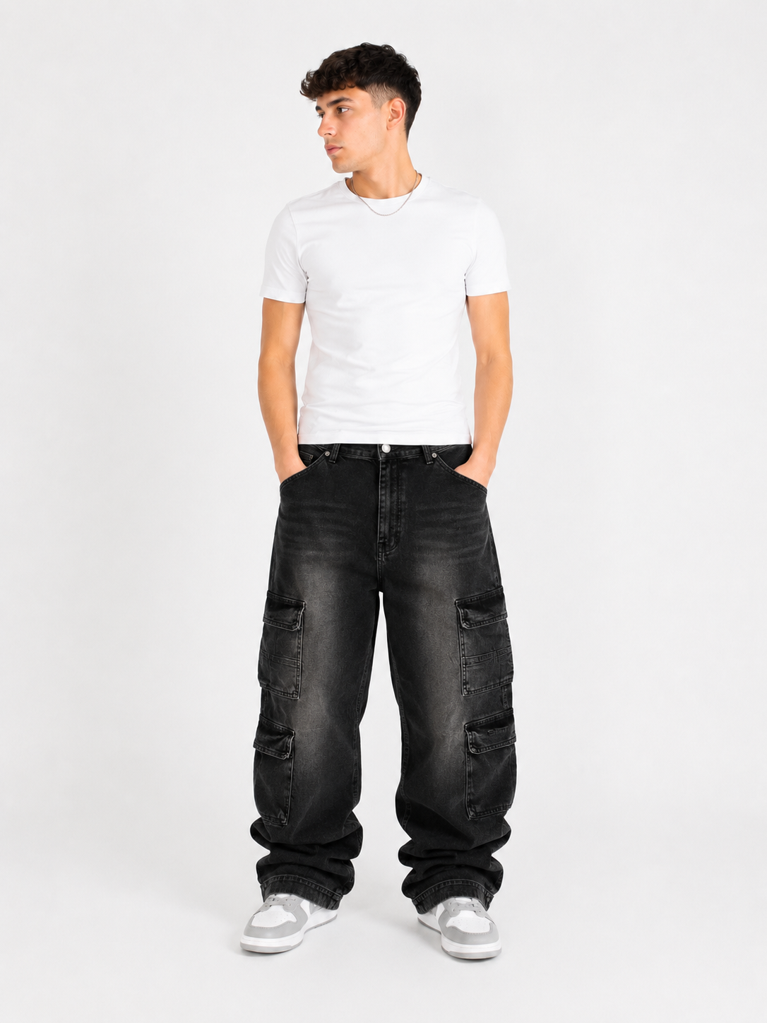 Cargo Black